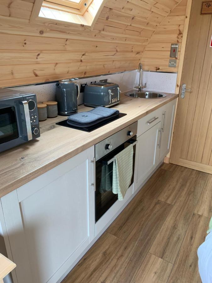 Loch An Eilean Pod Isle Of South Uist Villa Pollachara Екстериор снимка