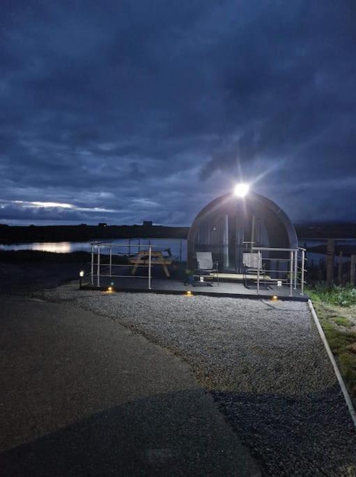 Loch An Eilean Pod Isle Of South Uist Villa Pollachara Екстериор снимка