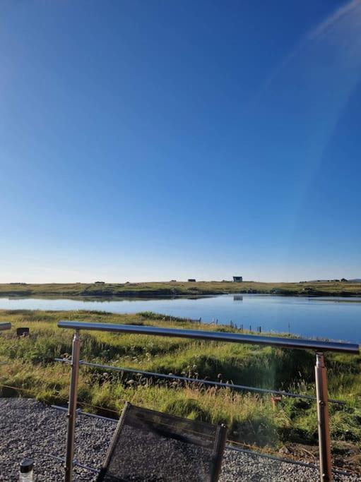 Loch An Eilean Pod Isle Of South Uist Villa Pollachara Екстериор снимка