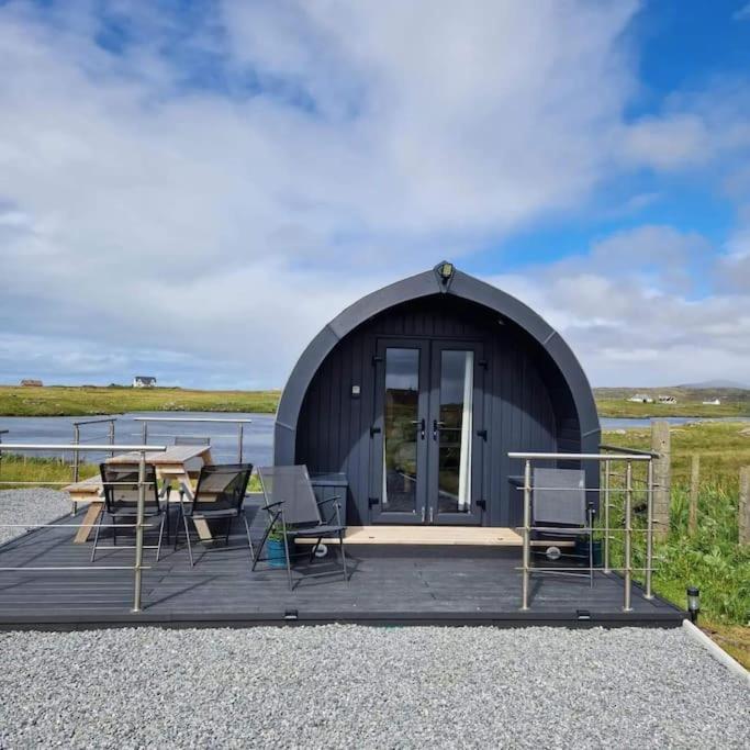 Loch An Eilean Pod Isle Of South Uist Villa Pollachara Екстериор снимка