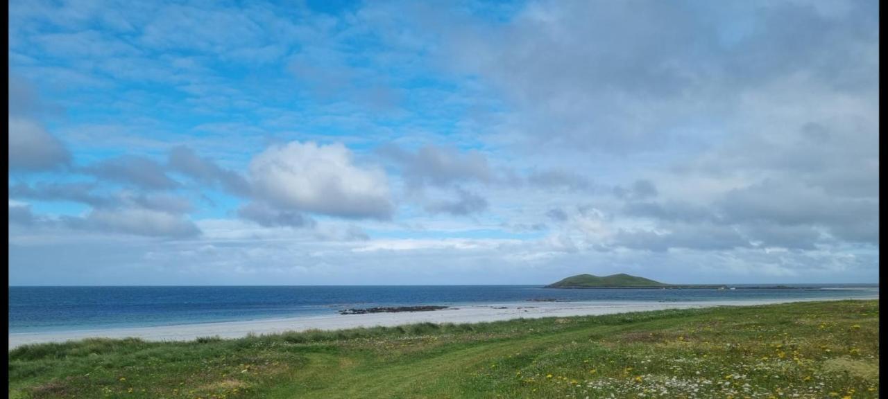 Loch An Eilean Pod Isle Of South Uist Villa Pollachara Екстериор снимка