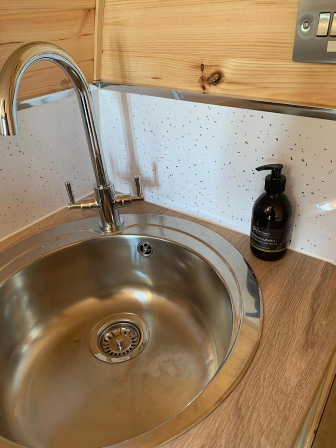 Loch An Eilean Pod Isle Of South Uist Villa Pollachara Екстериор снимка