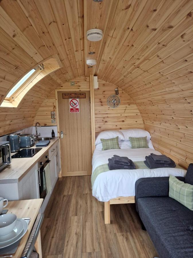 Loch An Eilean Pod Isle Of South Uist Villa Pollachara Екстериор снимка