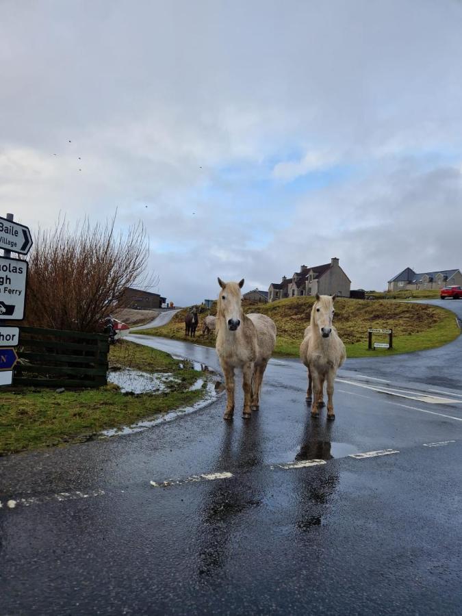 Loch An Eilean Pod Isle Of South Uist Villa Pollachara Екстериор снимка