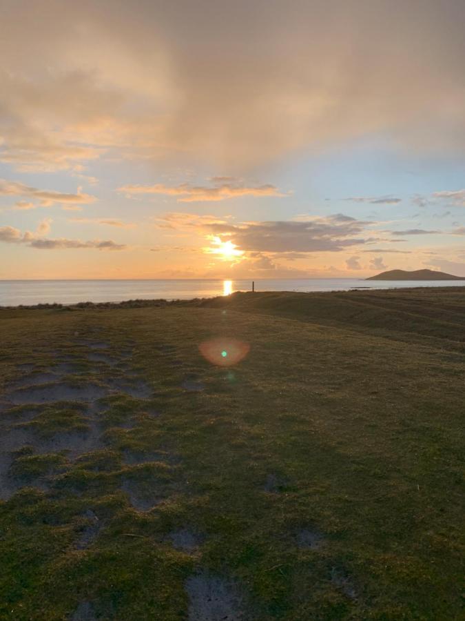 Loch An Eilean Pod Isle Of South Uist Villa Pollachara Екстериор снимка