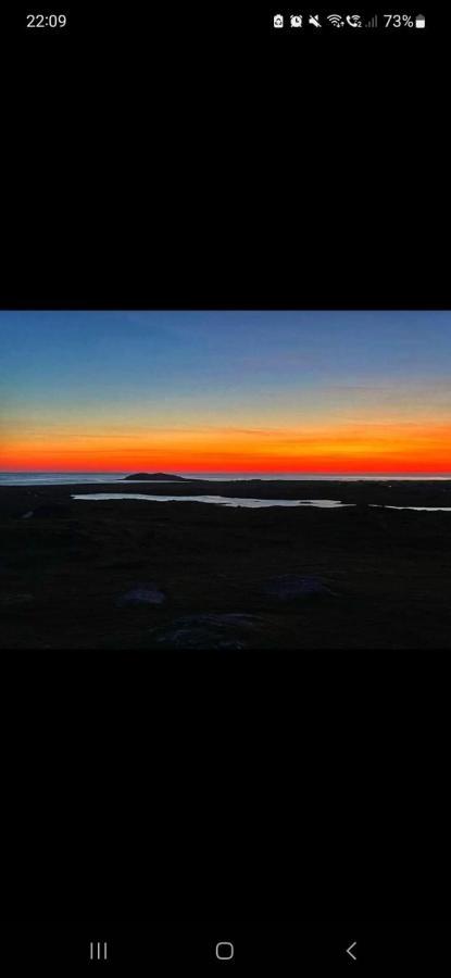 Loch An Eilean Pod Isle Of South Uist Villa Pollachara Екстериор снимка